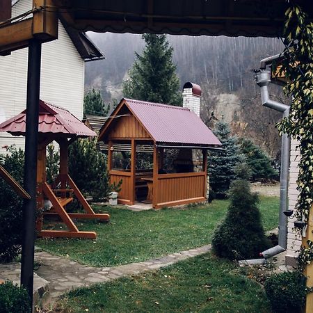 Cottage Nezabudka Jaremcse Kültér fotó