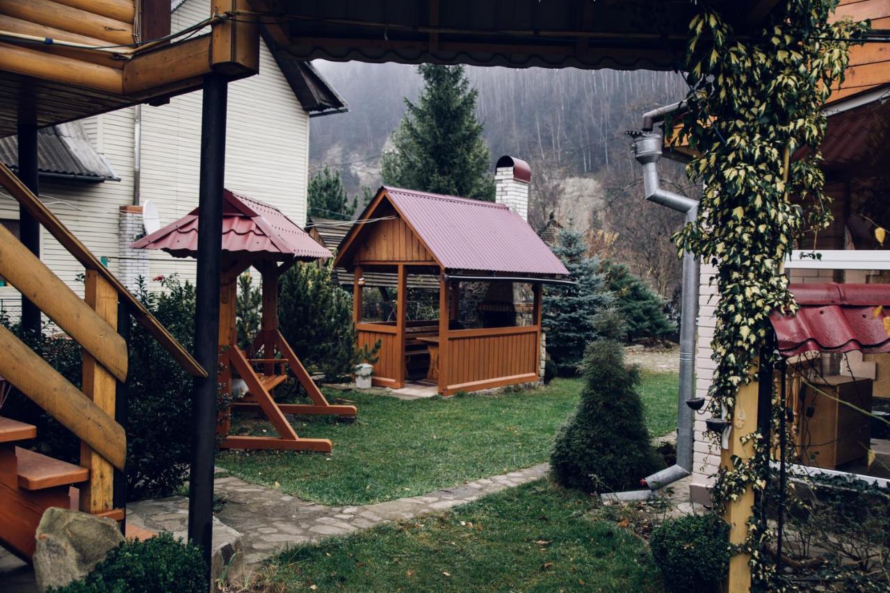 Cottage Nezabudka Jaremcse Kültér fotó