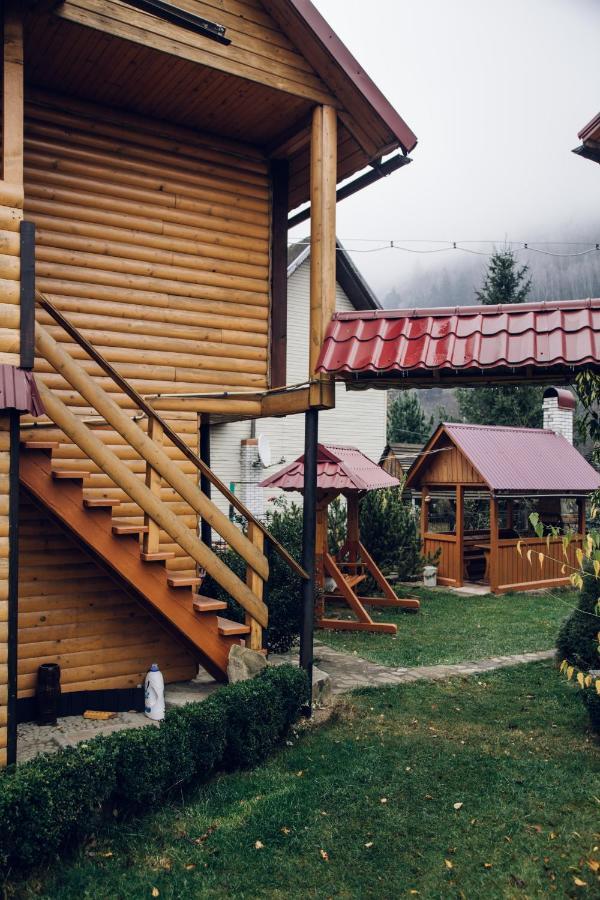 Cottage Nezabudka Jaremcse Kültér fotó